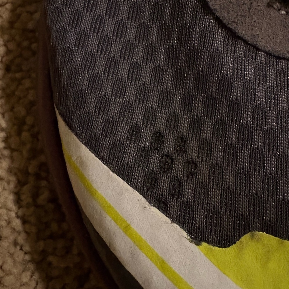 Altra Shoes - Picture 12 of 13